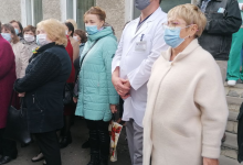 У Луцьку протестують працівники пологового