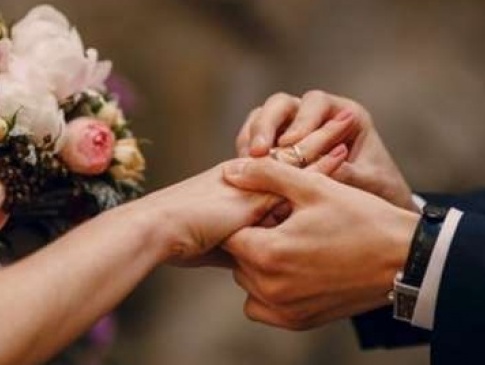 Як українці одружувалися і розлучалися під час карантину