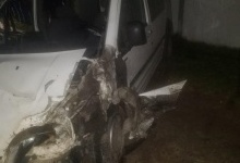 На Волині авто влетіло в електроопору, загинула людина