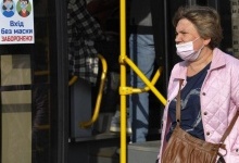 Українцям ввели нові штрафи за неносіння масок