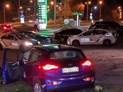 У Києві авто на смерть збило поліцейську