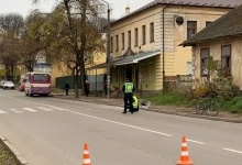 На Львівщині рейсовий автобус збив на смерть 13-річну дитину