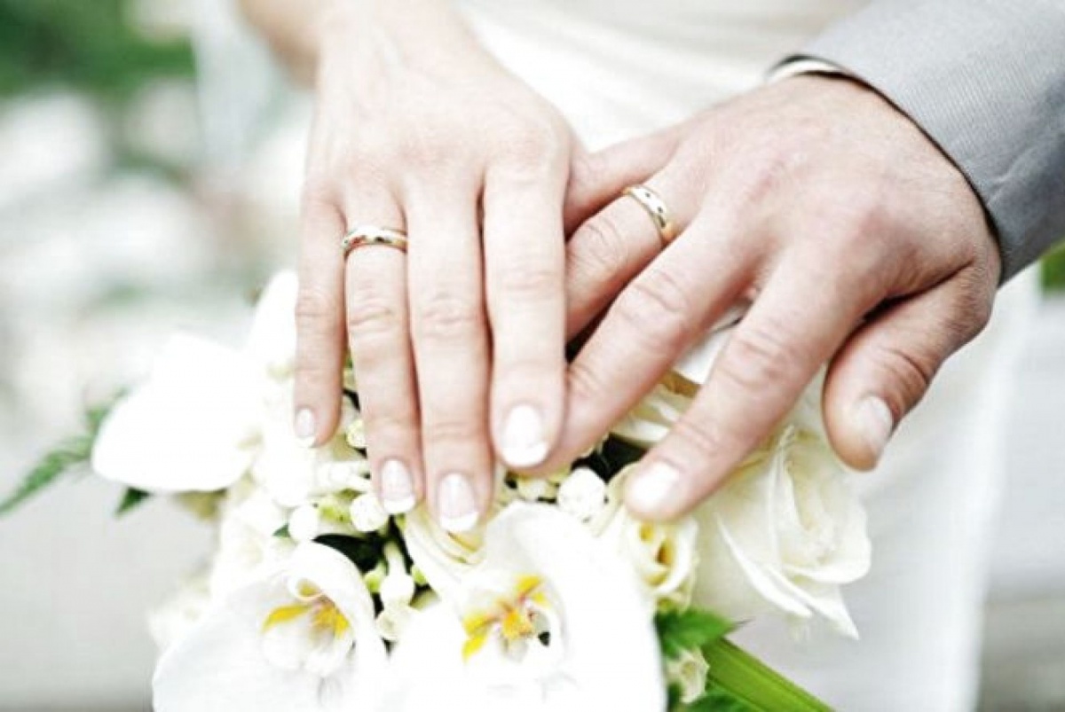 На Закарпатті 71-річний італієць одружився з українкою