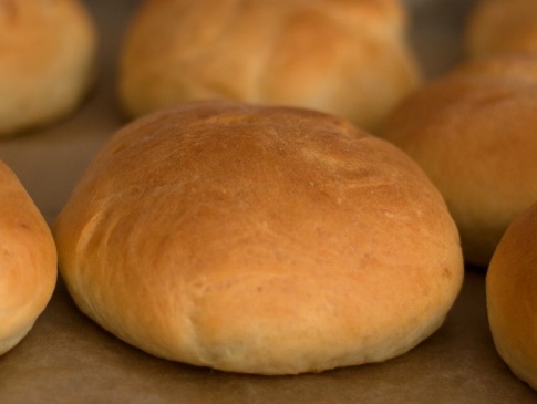 В Україні значно подорожчає хліб