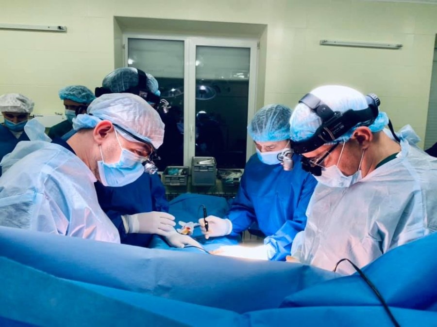 «Помер мозок»: одразу три трансплантації за ніч провели у львівській лікарні, яку очолює волинянин