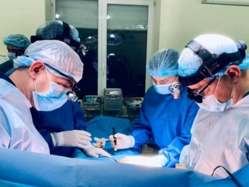 «Помер мозок»: одразу три трансплантації за ніч провели у львівській лікарні, яку очолює волинянин