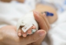 До лікарні Дніпра санавіацією доправили важкотравмоване немовля