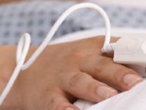 Лікували від ангіни: у Києві від коронавірусу померла 12-річна дитина