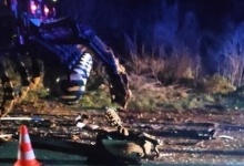 Водій загинув, дитина – важко травмувалася: на Волині авто влетіло у трактор