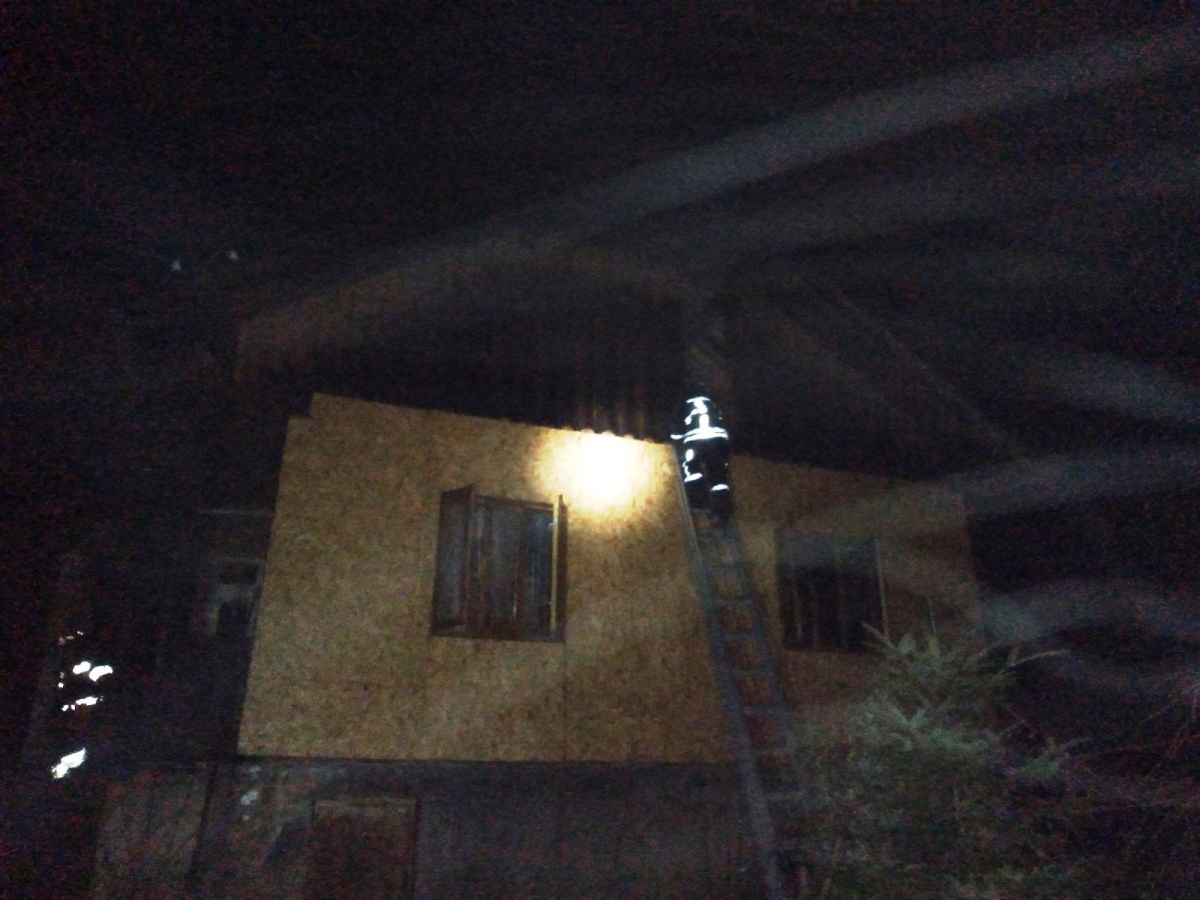 На Львівщині у пожежі заживо згорів чоловік