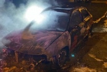 У Польщі біля згорілого авто знайшли мертвим українця