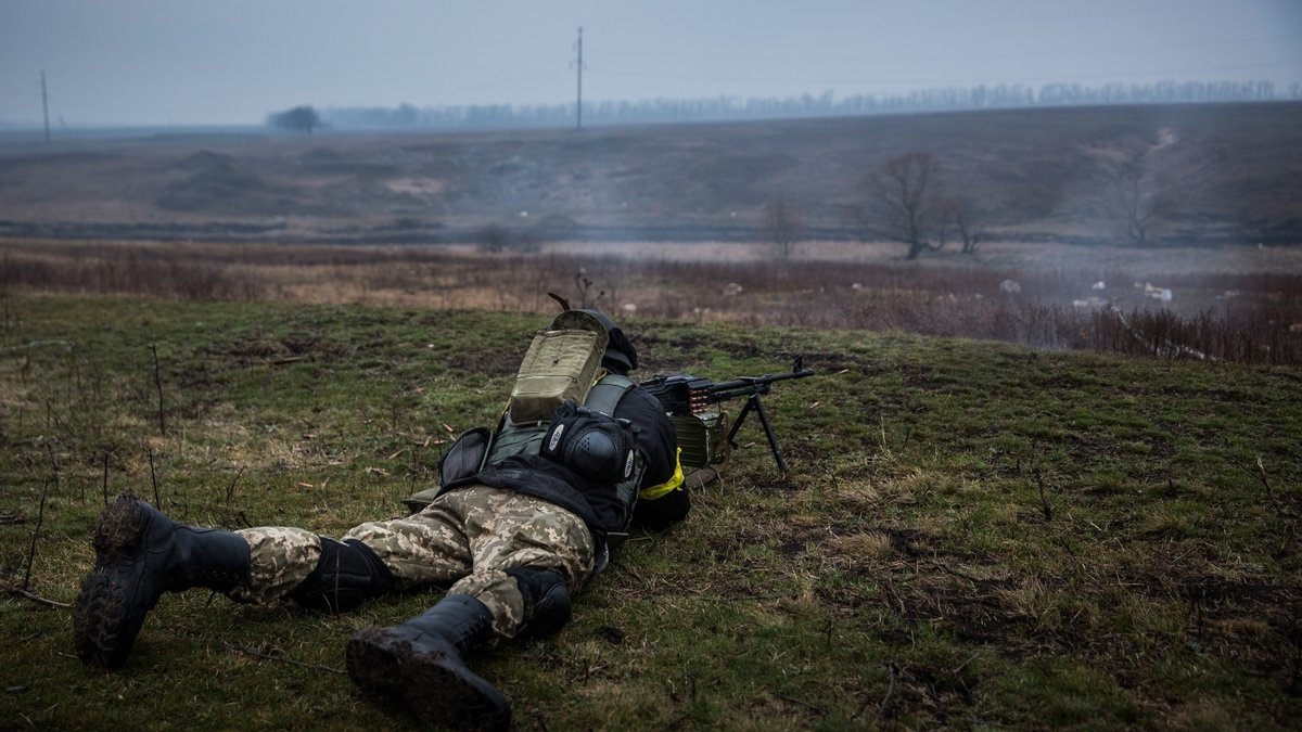На Донбасі підірвався  військовий ЗСУ