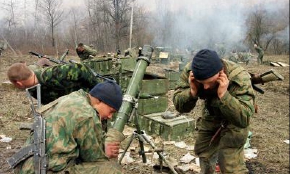 На Донбасі знову йде у хід  крупний калібр та стріляють на ділянці розведення