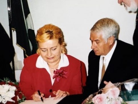 «Я стала найщасливішою жінкою у світі»: українка-заробітчанка у 54 роки вийшла заміж за італійця