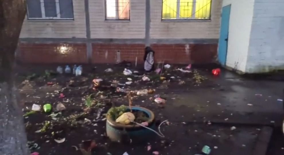 У Києві жінка викинула 3-річну дитину з вікна 8-го поверху