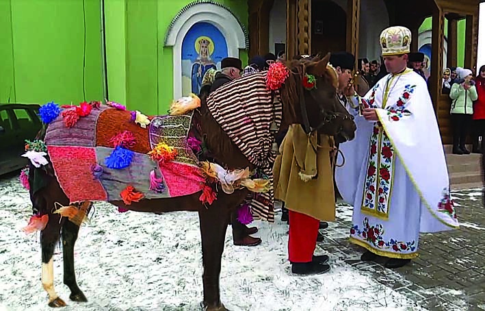 На свято Василя коня заводять і в сільраду, і в хату, і навіть у церкву