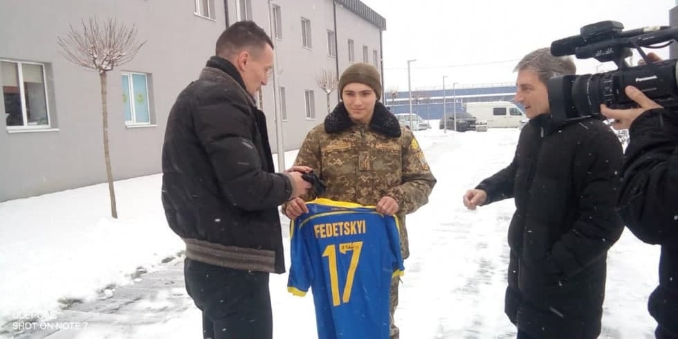 Відомий волинський футболіст зробив подарунок на 16-річчя сину померлого воїна АТО