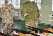 Волинські військові навчали мужності школярів на Луганщині