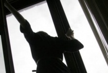 16-річна волинянка вистрибнула з вікна багатоповерхівки через сварку з хлопцем