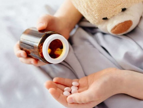 На Рівненщині 3-річний хлопчик наковтався таблеток