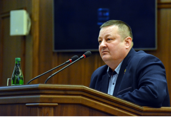 Депутат Волиньради вимагає заборонити дитячу книжку про одностатеве кохання