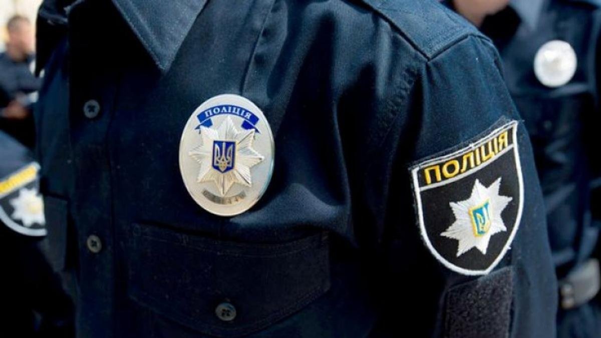 На Хмельниччині п’яний поліцейський збив на смерть жінку і втік