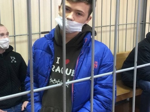 В Білорусі школяра посадили за ґрати на 6 років