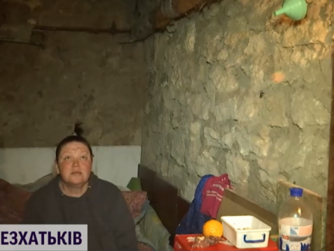 В Миколаєві вагітну сьомою дитиною жінку-безхатька вигнали з підвалу