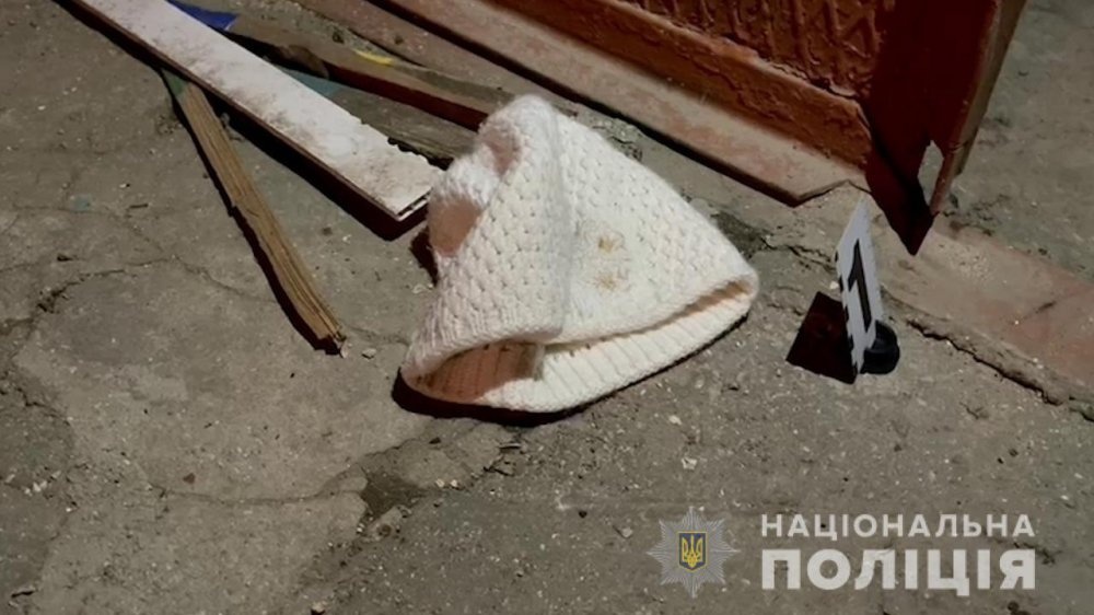 На Одещині чоловік розрубав голову сусідці
