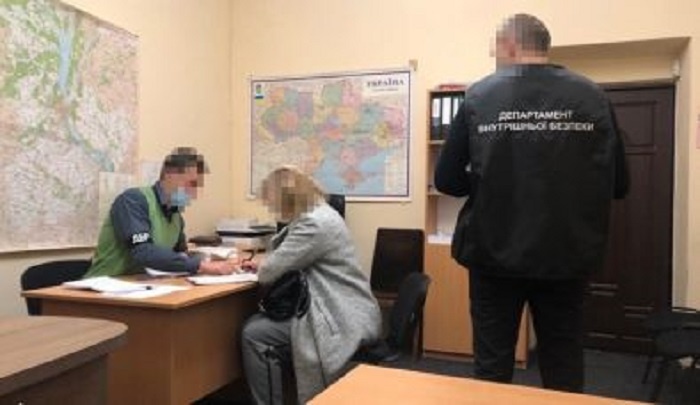 На Київщині в поліції отримують зарплатню 24 «мертві душі»