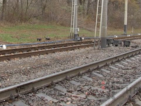 Поїзд «Київ – Ковель» збив на смерть 16-річну дівчину