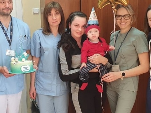 У Львові дитя з дзеркально розташованими органами рік провело у лікарні