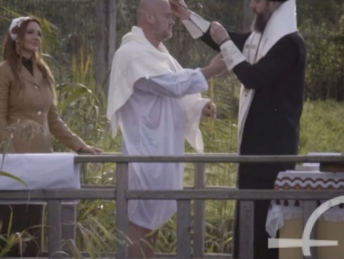 В монастирі на Волині дружина Медведчука охрестила боксера