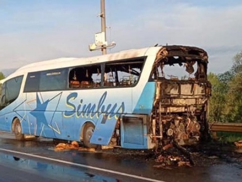 На Львівщині під час руху загорівся рейсовий автобус
