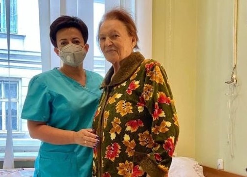 «Я просто люблю життя»: 93-річна українка подолала рак