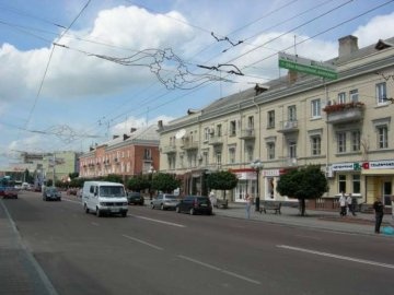 Проспектом Волі у Луцьку заборонили їздити маршруткам