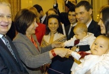 На Вінниччині польський президент хрестив близнят