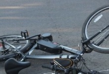 У Луцьку велосипедист протаранив автобус