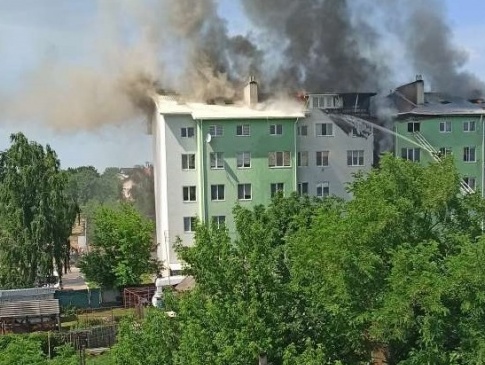 На Київщині стався вибух у багатоповерхівці, людей евакуювали