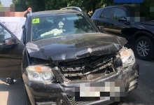 У Луцьку водій елітного авто спровокував групову аварію