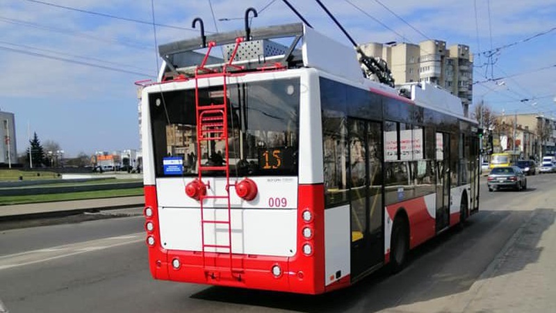 У Луцьку через технічні проблеми змінили маршрут кількох тролейбусів