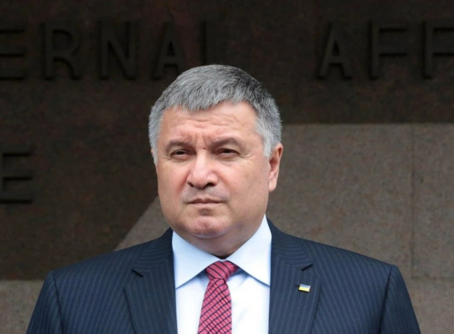 Аваков подав у відставку