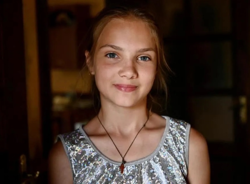 Врятувала 3 дітей: 12-річну дівчинку із Закарпаття номінують на всеукраїнську премію