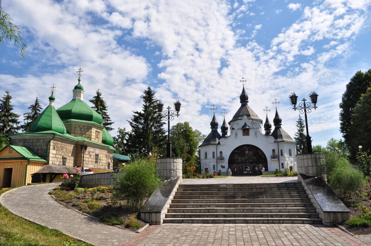 Михайлівська і Свято-Георгіївська церкви у Берестечку
