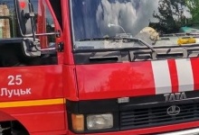 Подробиці пожежі біля заводу у Луцьку