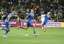 Український футболіст заплакав після голу у ворота чемпіонів світу