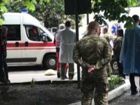 За нинішню добу на Донбасі один загиблий і 10 поранених