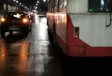 У Луцьку авто збило водія тролейбуса