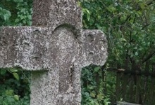 Найдавніший камінний хрест стоїть на Волині