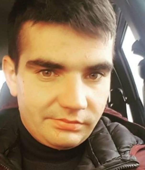Вийшов з лікарні: у Луцьку розшукують зниклого 26-річного чоловіка